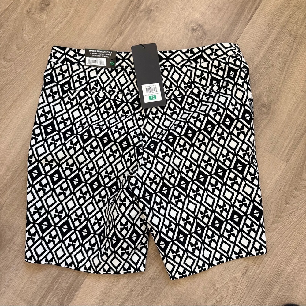 Mario Serrani Italy Comfort Stretch Shorts Size 12 Casual Vacay Resort Relax